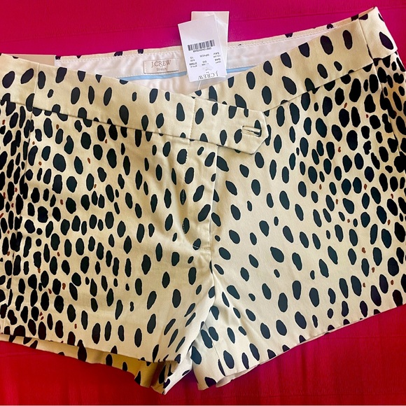 J. Crew leopard print (stretch) chino shorts with 3” inseam. - Picture 2 of 4
